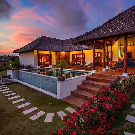 Villa Matahari Claudine